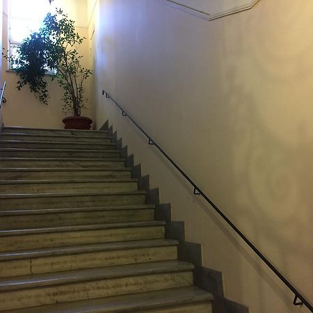 Domus Capilupi Bed & Breakfast Rome Bagian luar foto