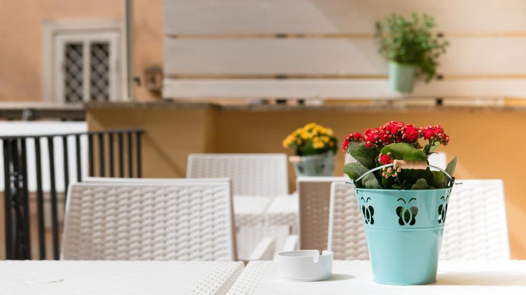 Domus Capilupi Bed & Breakfast Rome Bagian luar foto