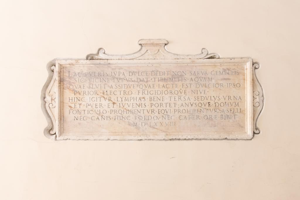 Domus Capilupi Bed & Breakfast Rome Bagian luar foto