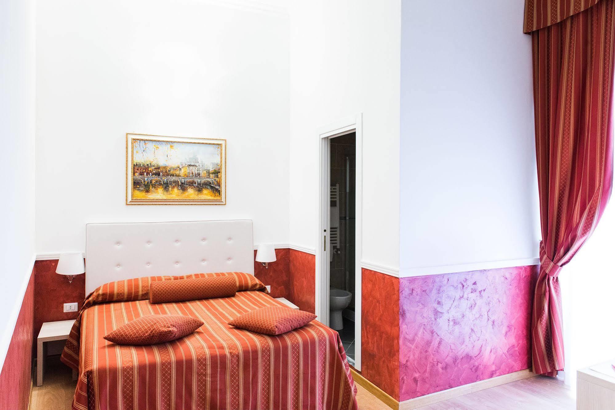 Domus Capilupi Bed & Breakfast Rome Bagian luar foto