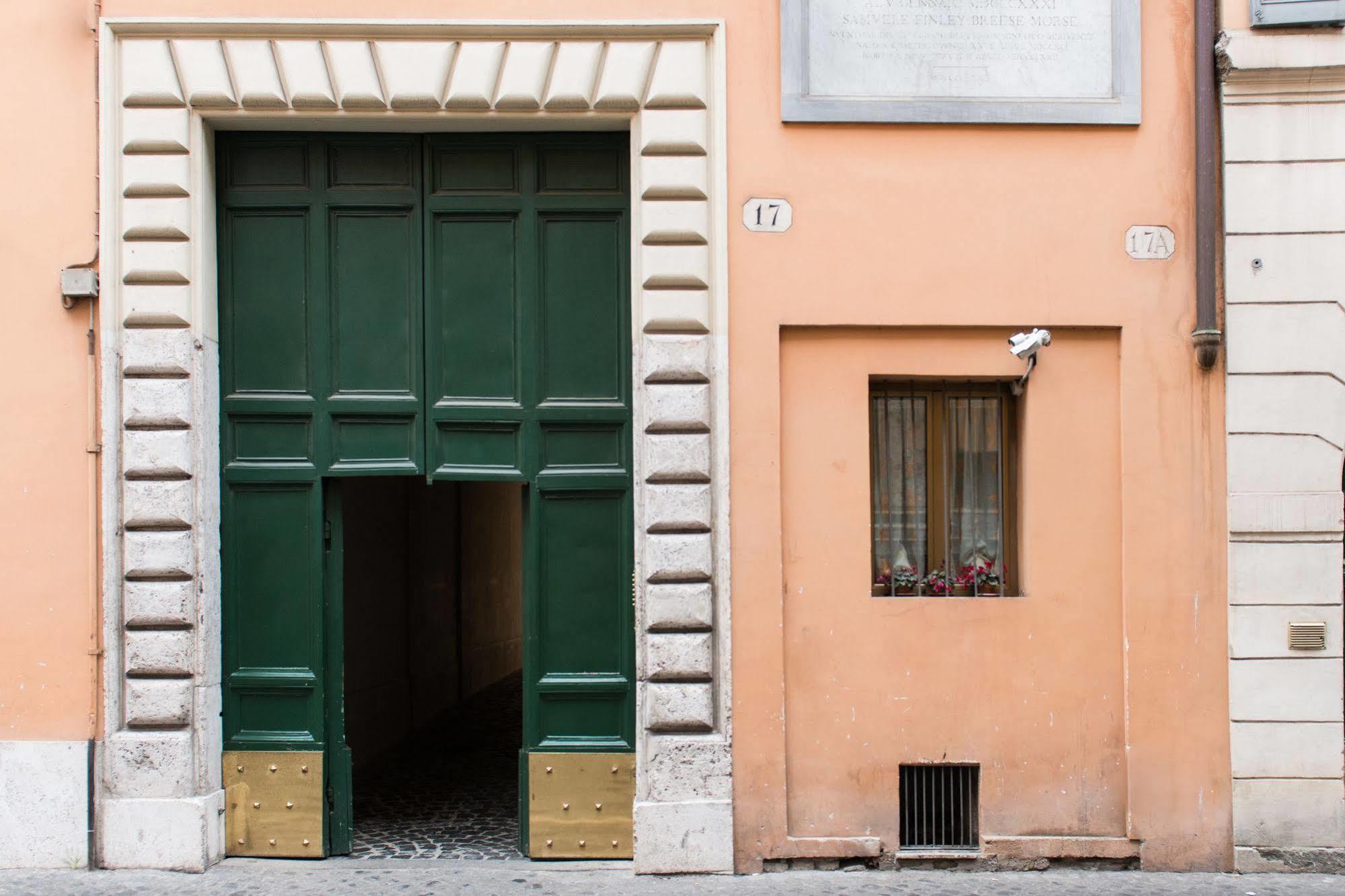 Domus Capilupi Bed & Breakfast Rome Bagian luar foto